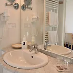 Hotell Sandglow
