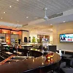 Sandglow Hotel