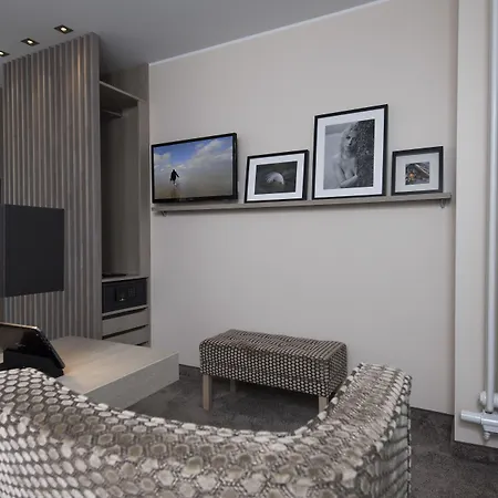 Sandglow ホテル フースム