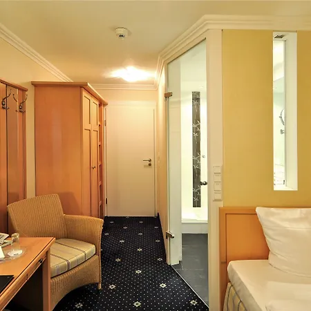 ホテル Sandglow 4*