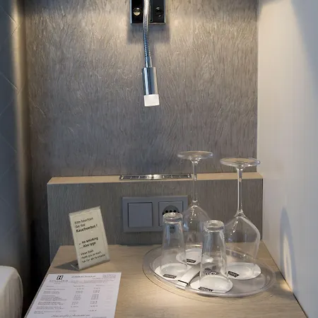 Sandglow Otel Husum (Schleswig-Holstein)