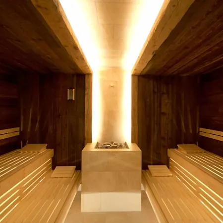 Sandglow Hotel Husum (Schleswig-Holstein)