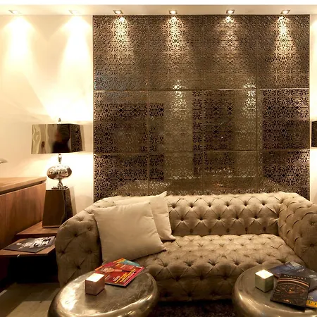 Sandglow Hotel