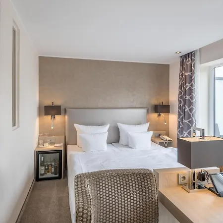Thomas & Lifestyle Hotel 4*
