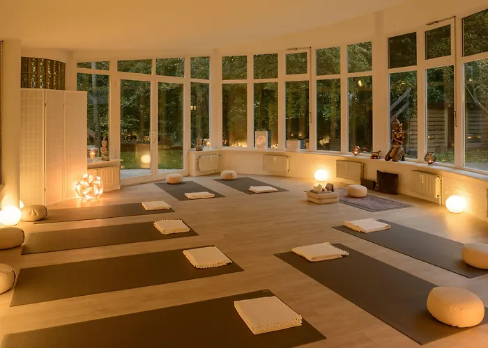 Sandglow 4* هوسوم