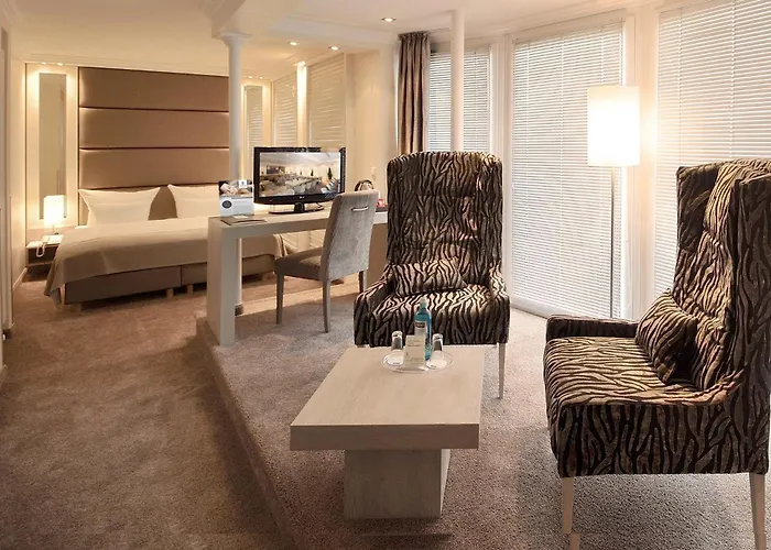 Sandglow Hotel Husum (Schleswig-Holstein)