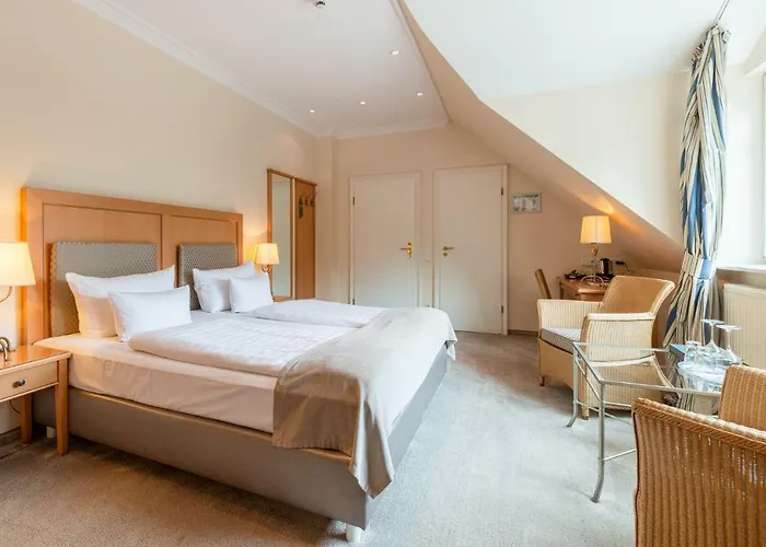 Sandglow 4* Husum (Schleswig-Holstein)