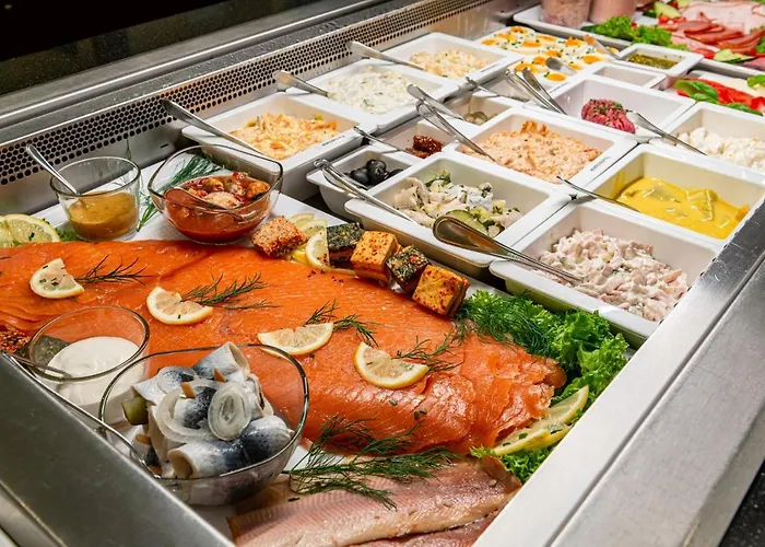 فندق Sandglow 4*