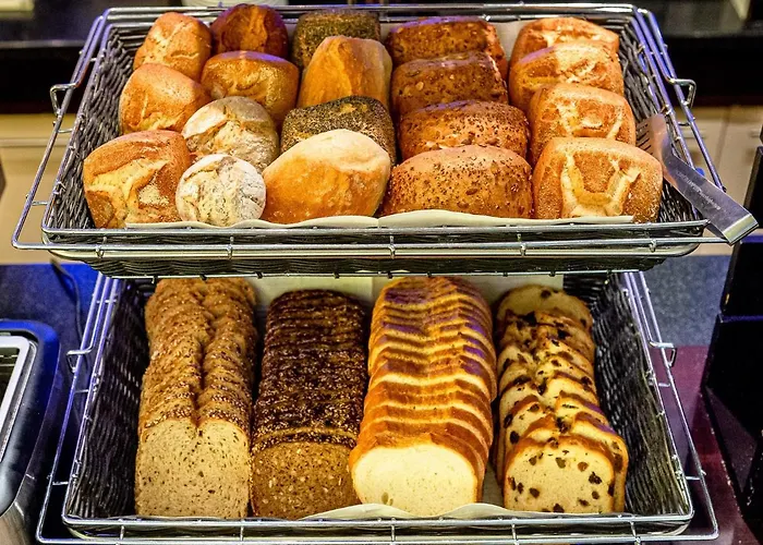 Sandglow فندق هوسوم